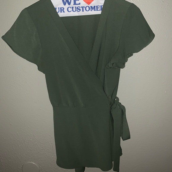 Tops - Nice Green Blouse